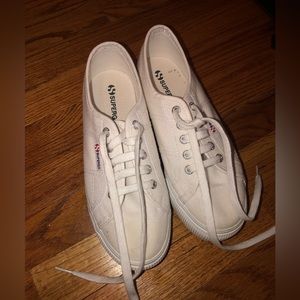White Platform Superga’s